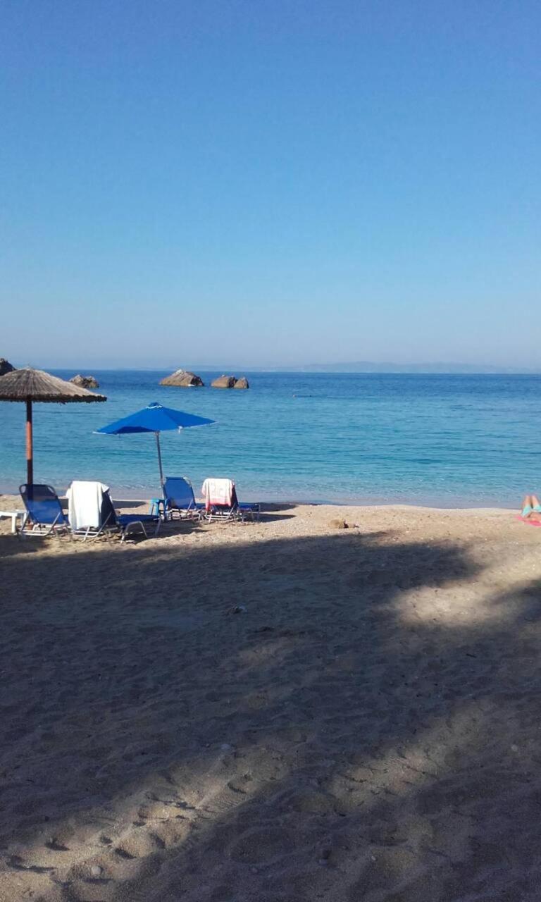 Theros Blu Sarakiniko (Epirus) Eksteriør billede